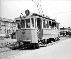 A Tramcar on route 25 in the loop at Keleti pályaudvar