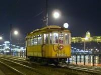 Heritage tramcar on the Danube embankment
