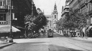 A Ferenciek tere a '30-as vekben